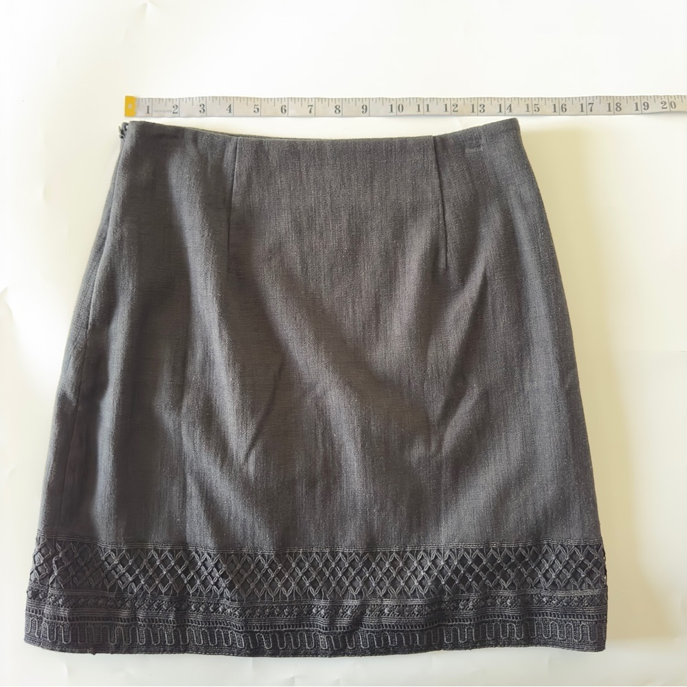 LOFT Black Mini Skirt with Crochet Eyelet Hem Zipper Side Office Lining Size 2 - Picture 5 of 6